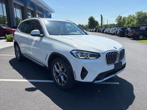 Used 2023 BMW X3 xDrive30i w/ Premium Package AWD/4WD image 4