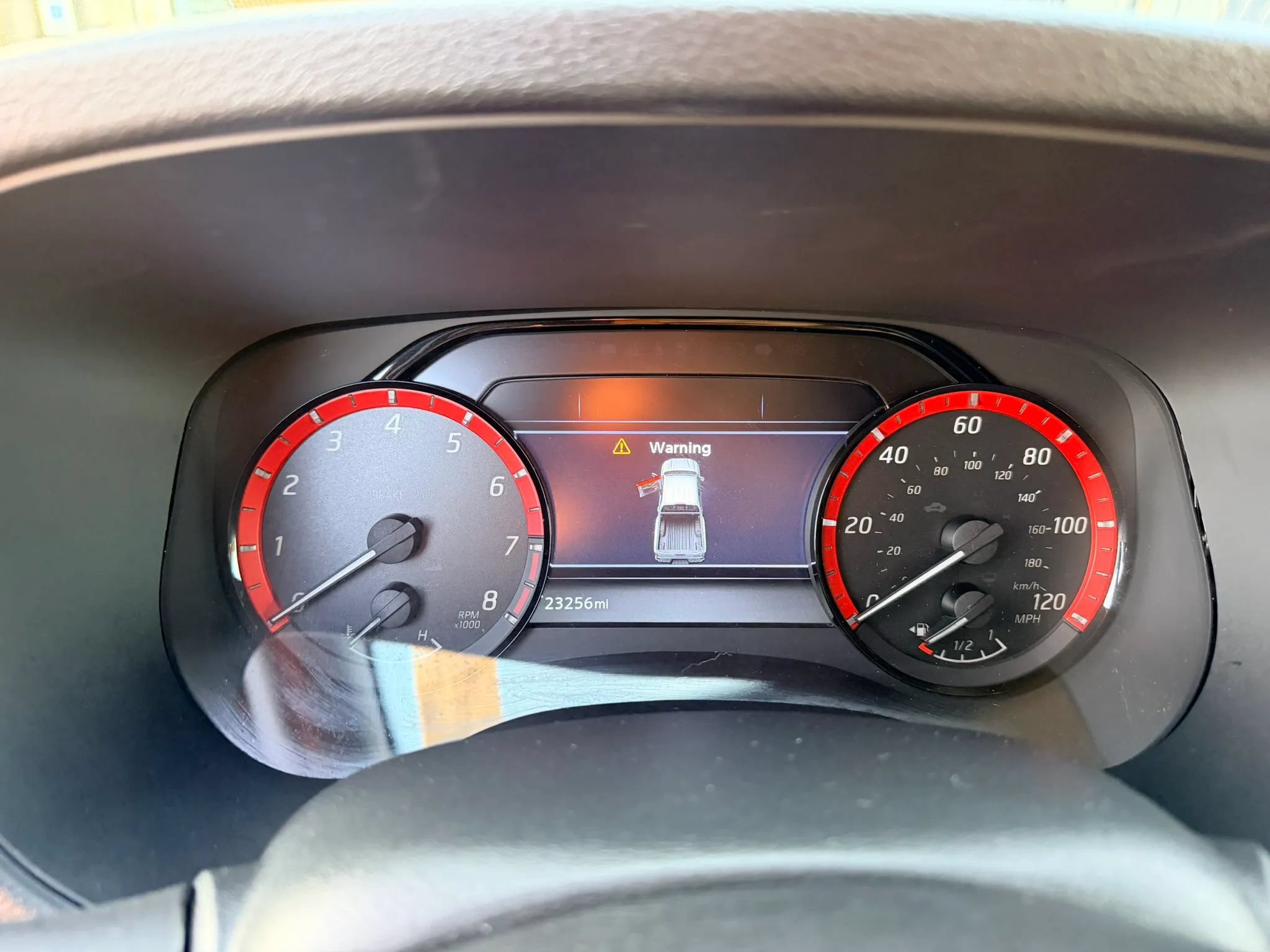 Used 2024 Nissan Frontier PRO-4X w/ Pro Convenience Package AWD/4WD image 12