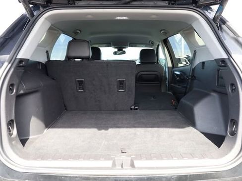 Used 2024 GMC Terrain SLT AWD/4WD image 31