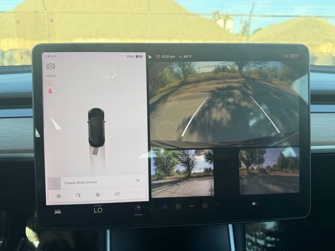 Used 2018 Tesla Model 3 RWD image 18