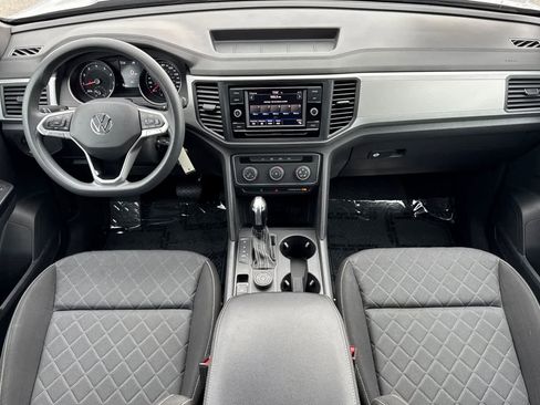 Used 2021 Volkswagen Atlas Cross Sport S image 3