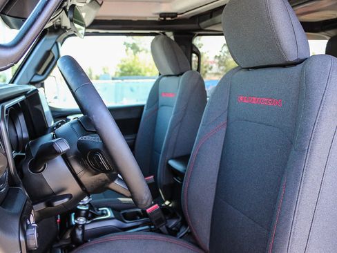 Used 2026 Jeep Wrangler Unlimited Rubicon AWD/4WD image 17