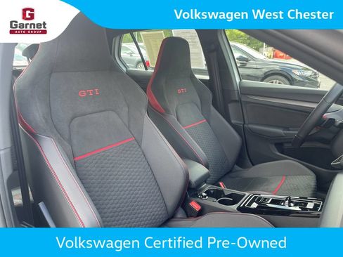 Certified 2026 Volkswagen GTI SE FWD image 19