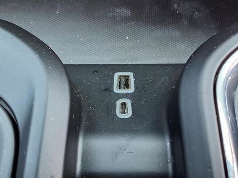 Used 2024 GMC Sierra 1500 Denali w/ Denali Reserve Package image 9