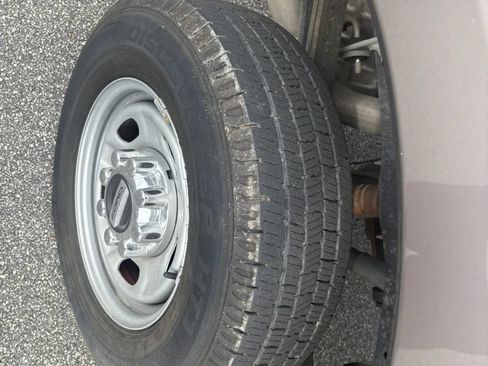 Used 2019 Ford F250 XL w/ Power Equipment Group RWD image 23
