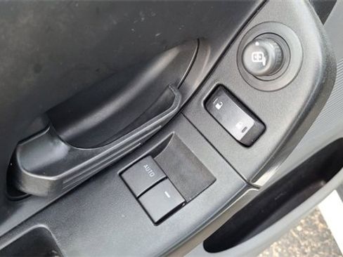 Used 2011 Ford Ranger XLT image 19