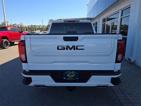 Certified 2022 GMC Sierra 1500 Elevation w/ Elevation Premium Package image 7