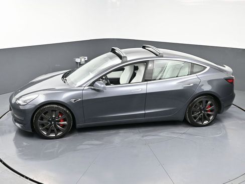 Used 2018 Tesla Model 3 Performance image 48