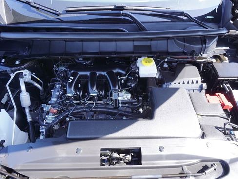 Certified 2025 Nissan Pathfinder SV AWD/4WD image 7