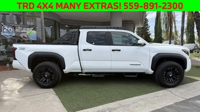 Used 2024 Toyota Tacoma TRD Off-Road w/ TRD Off Road Upgrade Package AWD/4WD image 2