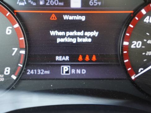 Used 2023 Nissan Frontier PRO-4X w/ Pro-4X Premium Package AWD/4WD image 8