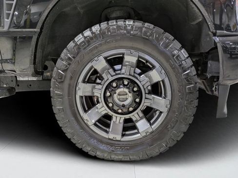 Used 2023 Ford F250 Lariat w/ Sport Appearance Package AWD/4WD image 10
