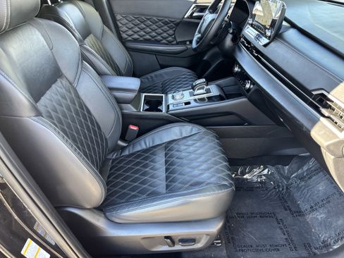 Used 2022 Mitsubishi Outlander SEL image 9