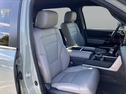 Certified 2025 Toyota Tundra Limited image 8