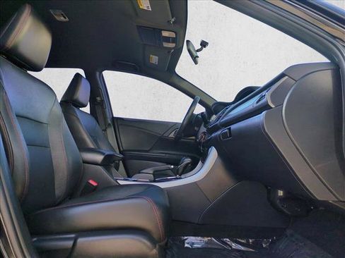 Used 2017 Honda Accord Sport Special Edition image 19