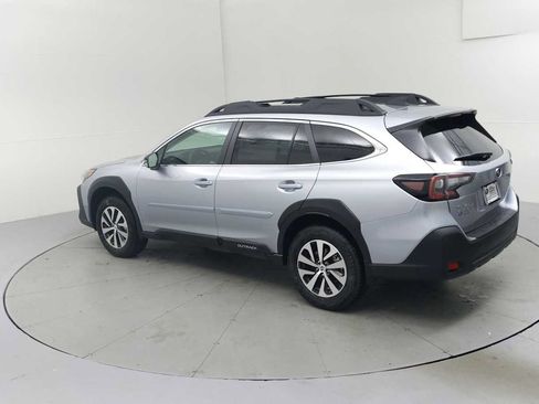 New 2025 Subaru Outback Premium image 7