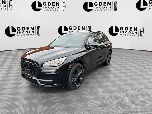 Certified 2023 Lincoln Corsair Reserve w/ Equipment Group 201A image 4