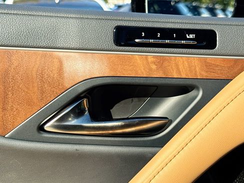 New 2025 Lexus LX 700h Luxury image 18