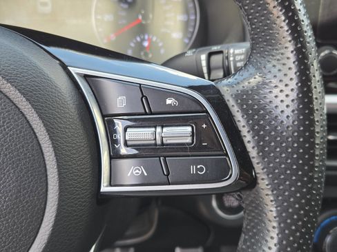 Used 2023 Kia Forte GT-Line FWD image 18