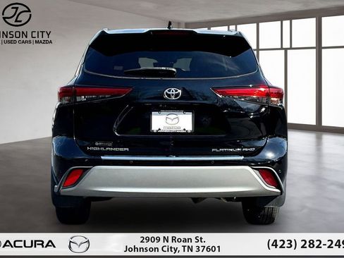Used 2021 Toyota Highlander Platinum AWD/4WD image 4