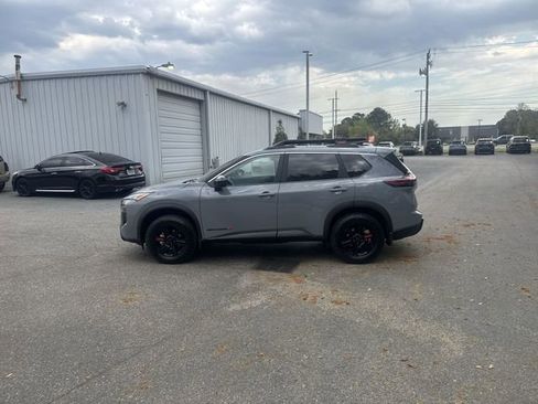 New 2026 Nissan Rogue SV AWD/4WD image 8