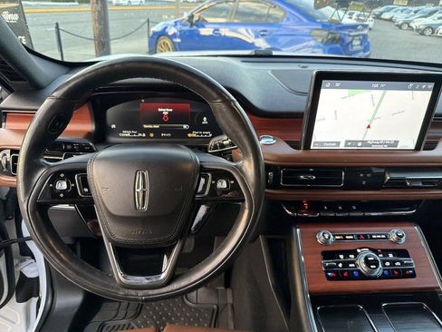 Used 2021 Lincoln Aviator Reserve w/ Equipment Group 201A AWD/4WD image 31