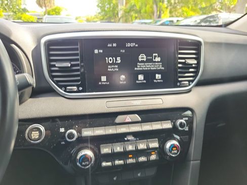 Certified 2021 Kia Sportage EX FWD image 25