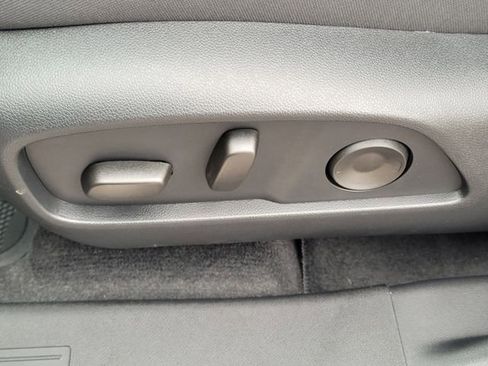 New 2026 GMC Terrain AT4 w/ Convenience Package III image 24