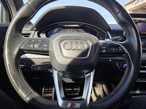 Used 2018 Audi SQ5 Premium Plus w/ Navigation Package image 20