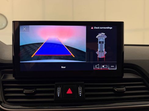 Used 2024 Audi Q5 2.0T Premium image 23