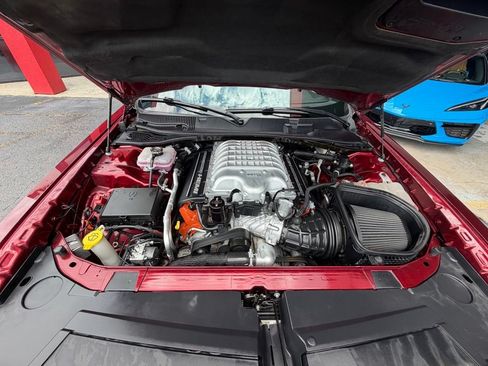 Used 2022 Dodge Challenger SRT Hellcat RWD image 4
