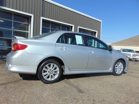 Used 2010 Toyota Corolla S FWD image 9