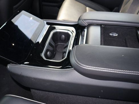 Used 2024 Jeep Grand Wagoneer L Series II w/ Quick Order Packagew 28T image 14