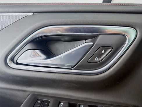 Used 2021 Chevrolet Suburban RST w/ Rear Media and Nav Package image 7