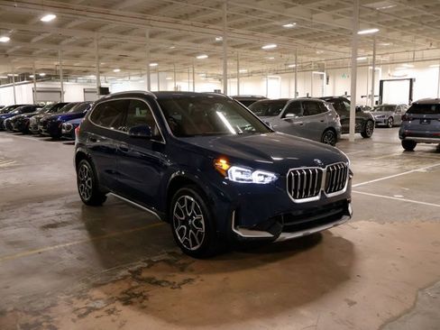 New 2026 BMW X1 xDrive28i w/ Technology Package AWD/4WD image 6