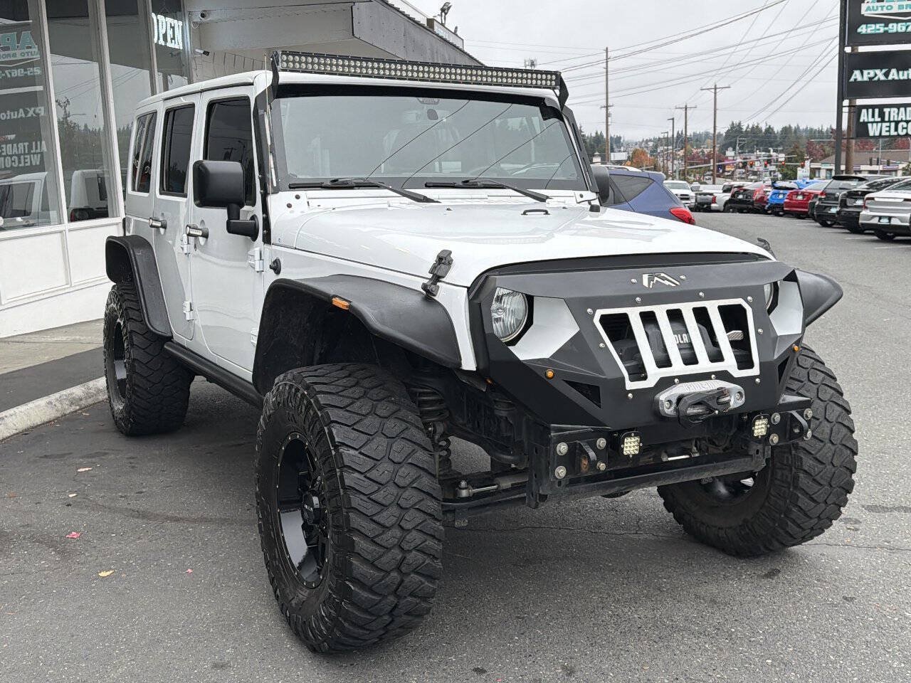 Used 2015 Jeep Wrangler Unlimited Sport w/ Quick Order Package 24S AWD/4WD image 17