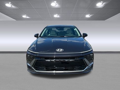 New 2025 Hyundai Sonata SE image 2