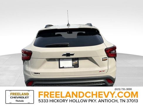 New 2026 Chevrolet Trax RS image 4