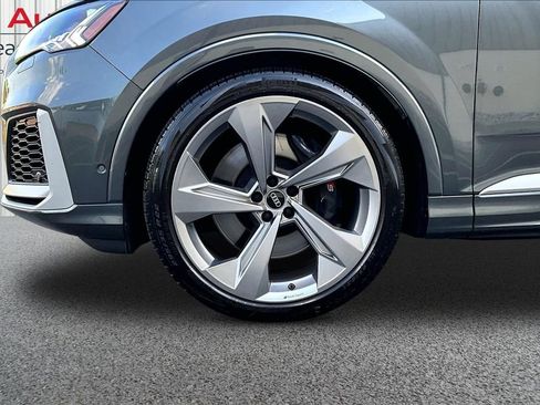 Used 2023 Audi SQ7 Premium Plus AWD/4WD image 34