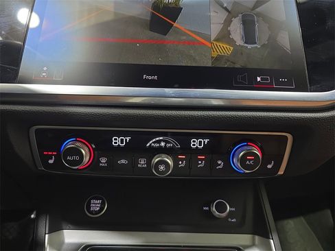 Certified 2025 Audi Q3 2.0T Premium Plus w/ Premium Plus Package image 27