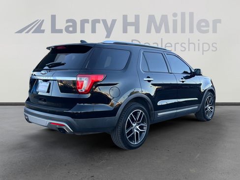 Used 2016 Ford Explorer Platinum image 5