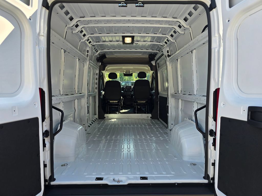 New 2026 RAM ProMaster 2500 w/ Convenience Group FWD image 13