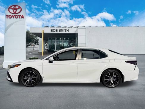 Certified 2023 Toyota Camry SE image 9
