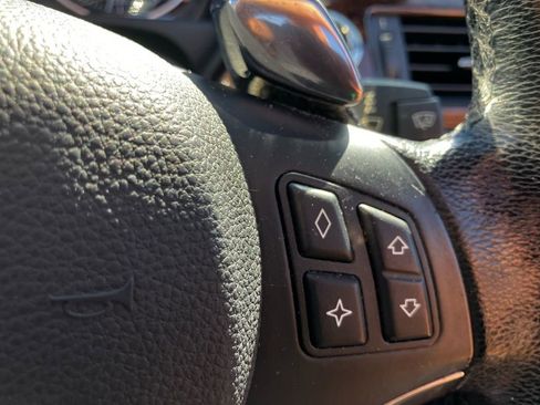 Used 2008 BMW 335i Convertible image 17