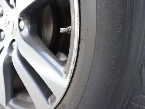 Certified 2017 Honda Pilot EX-L image 32