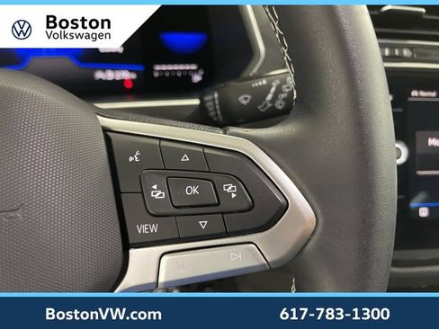 Certified 2022 Volkswagen Tiguan SE image 20