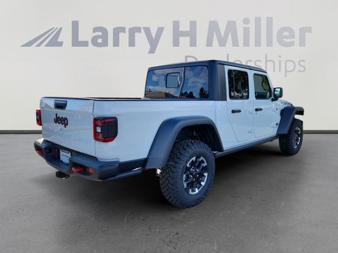 New 2026 Jeep Gladiator Rubicon w/ Safety Group image 5