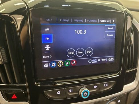 Used 2023 Chevrolet Traverse Premier image 8