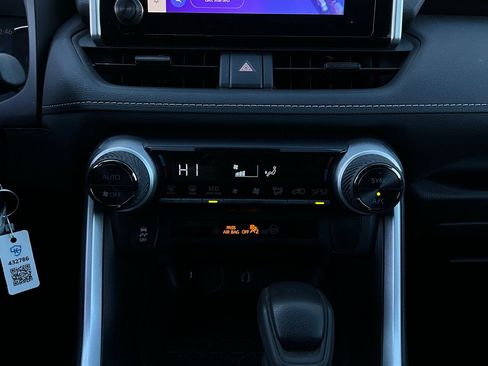 Used 2025 Toyota RAV4 LE image 25