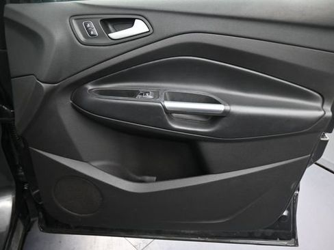 Used 2019 Ford Escape SEL FWD image 21